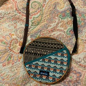 Kavu purse